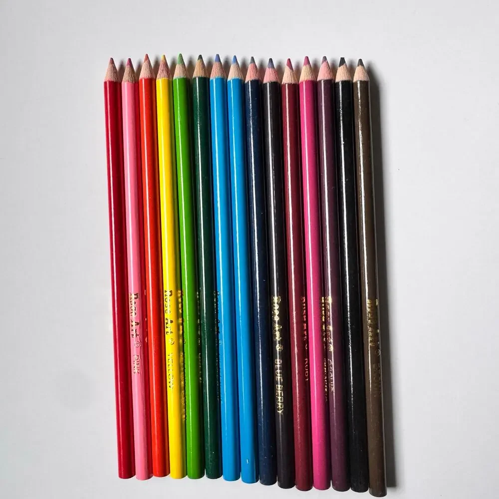 RoseArt colored pencils set of 15 Vintage 2004 New Old Stock Y2K